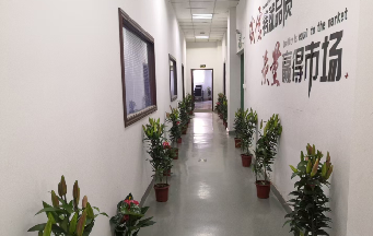 如何選擇一家專業(yè)的模具生產(chǎn)廠家？